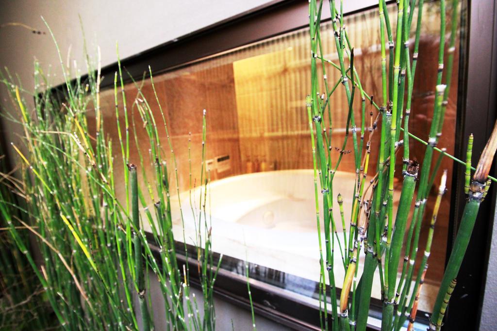 Hosta Nijo Sen Villa Kyoto Bagian luar foto